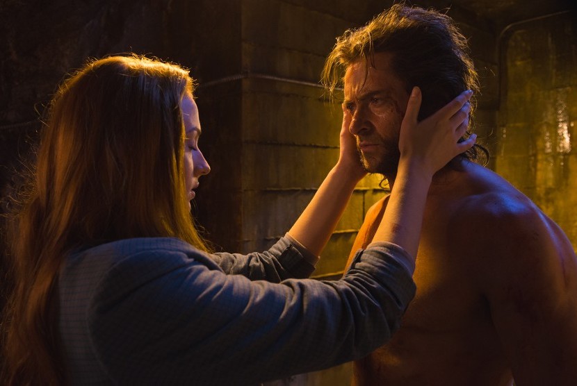 Aktris Sophie Turner berperan sebagai Jean Grey saat beradu akting dengan Hugh Jackman di X-Men: Apocalypse.