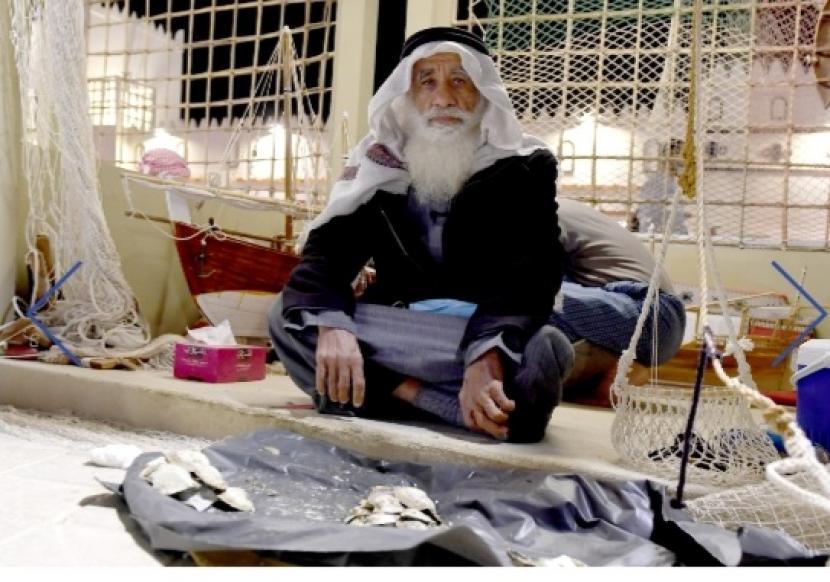 Al-Hammadi, Pria 70 Tahun yang Cinta Mati Pada Laut