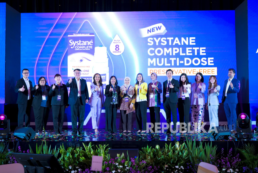 Alcon SEA Cluster Head Patcharin Charmnoot