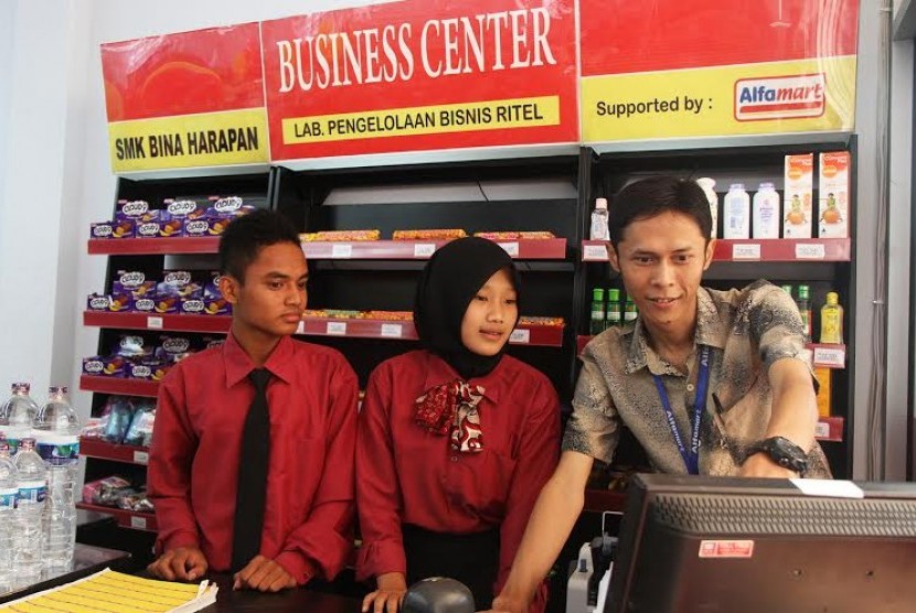 Alfamart di Bogor.