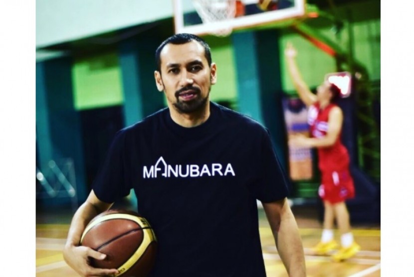 Ali Budimansyah. Ali Budimansyah kini menjabat Wakil Presiden Bumi Borneo Basketball.