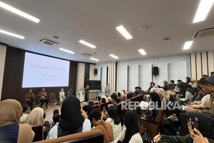Aliansi Ekonom di Yogyakarta Serukan Tujuh Desakan Darurat Ekonomi