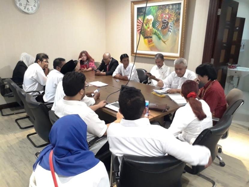 Aliansi Kerja Aspirasi Rakyat (AKAR) dan Komunitas Pendukung RI-1 (KPRI-1) bertemu KSP, Rabu (11/3).