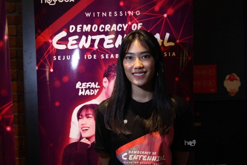 Alika Islamadina menjadi spoke person di ajang Democracy of Centennial (DOC) 