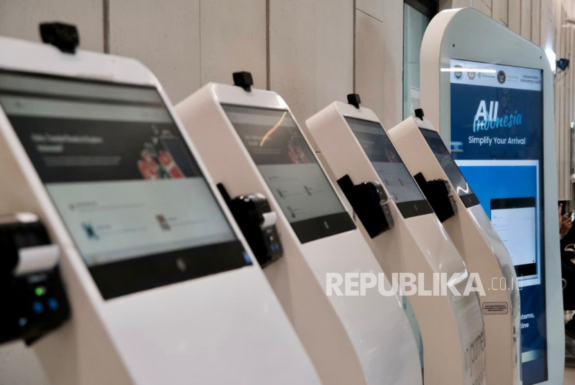 All Indonesia dirancang untuk menyederhanakan prosedur kedatangan, meningkatkan kenyamanan, serta memberikan pengalaman perjalanan yang lebih cepat, aman, dan efisien bagi seluruh penumpang.