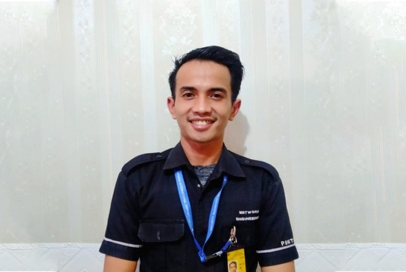 Alumni Universitas BSI (Bina Sarana Informatika) kampus Pontianak, Chandra Anugrah Wibisono sukses berkarier sebagai staff technical support pada PT MCOJAYA, perusahaan yang bergerak di bidang technical support bandara khususnya di Bandara Internasional Supadio.