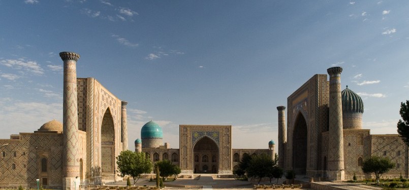 Alun-Alun Registan di Samarkand.