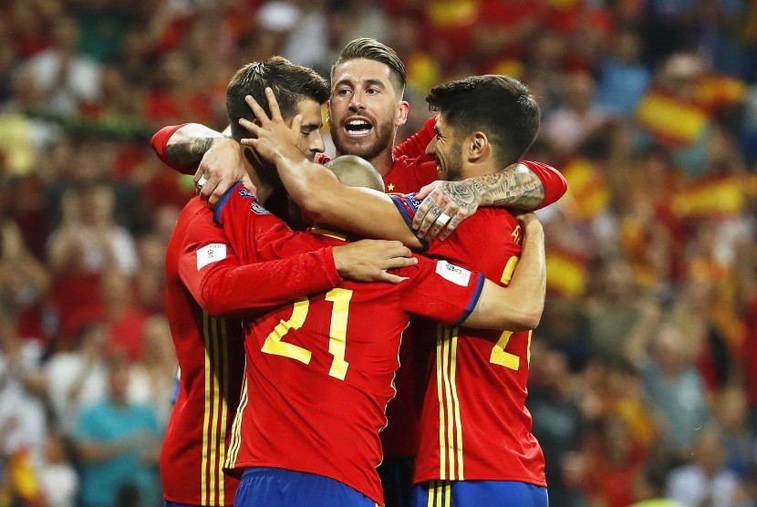 Spanyol Benamkan Italia 3-0 | Republika Online