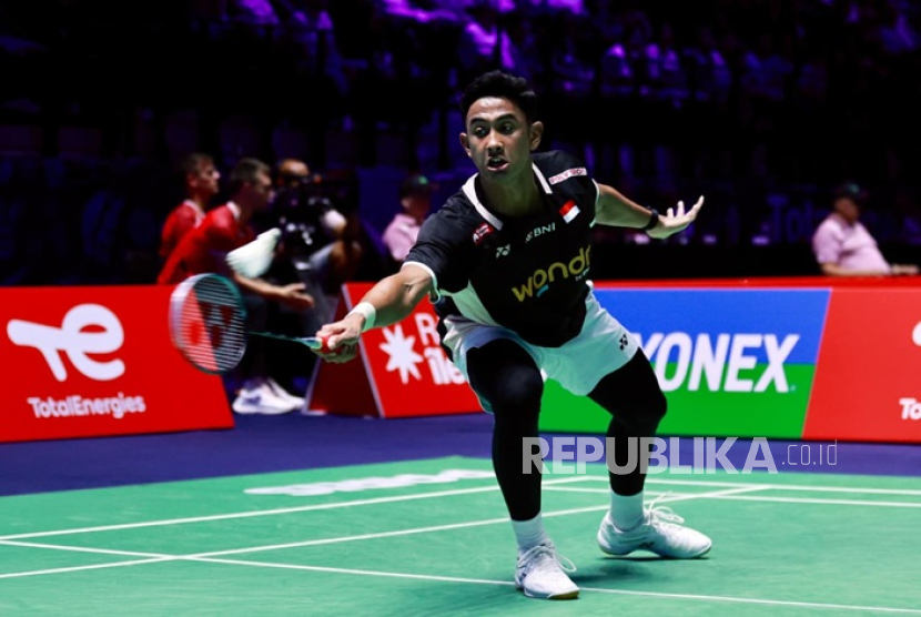 Alwi Farhan saat beraksi di Kejuaraan Dunia Bulu Tangkis 2025.