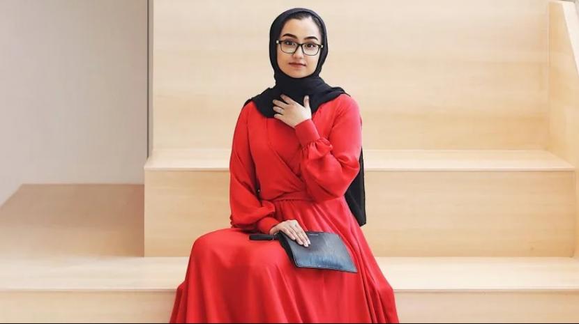Alysa Yakoob, Muslimah Kanada yang berprofesi sebagai guru.
