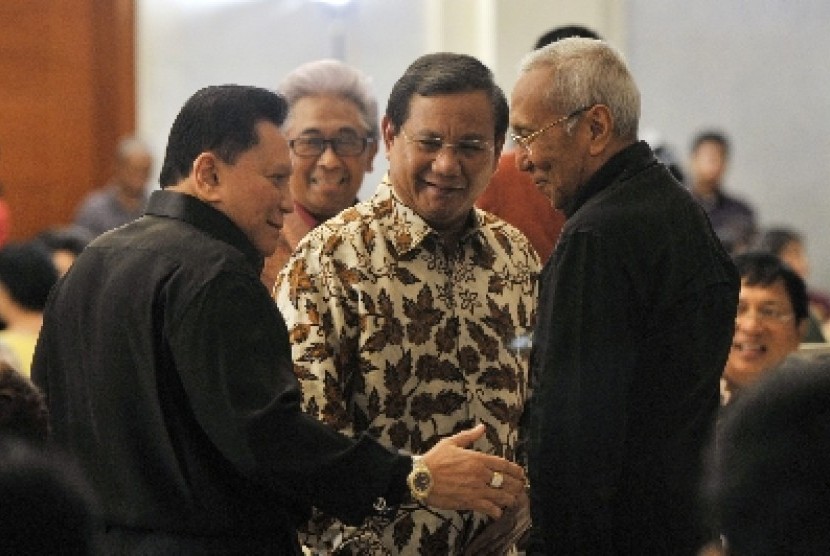 AM Hendropriyono bersama Prabowo Subianto dan Permadi.