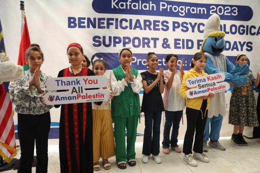 Aman Palestin bekerja sama dengan Al Mujammaa Islami mengadakan Eid Fun Day dalam rangka merayakan Pesta Idul Adha untuk anak-anak yatim dan keluarga mereka di Gaza, Palestina.