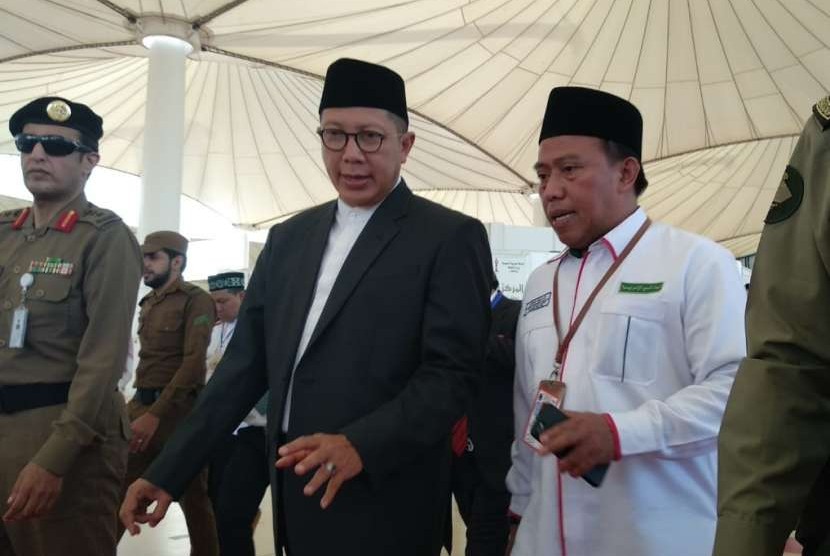 Amirul Hajj Indonesia Menag Lukman Hakim Saifuddin tiba di Bandara King Abdulaziz Jeddah, Sabtu (11/8).