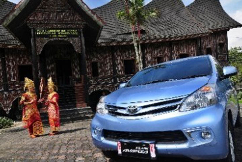 An All New Avanza is parking during a series of test drives in West Sumatera. This type contributes the increase of car selling in Indonesia.