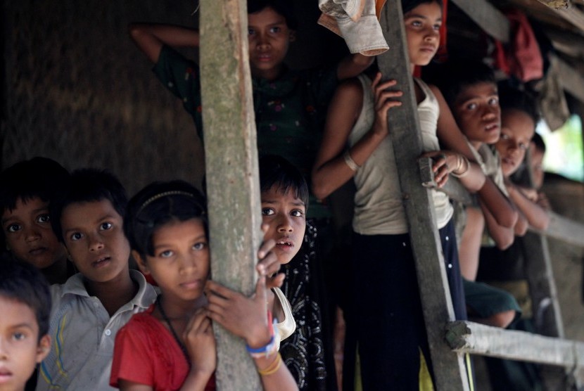 Anak-anak dari etnis Muslim Rohingya 