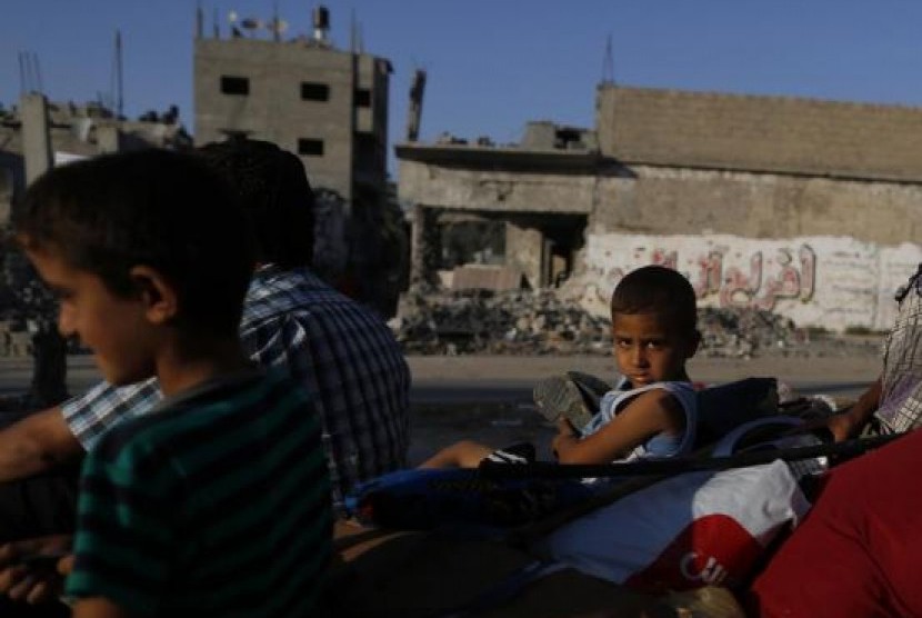 Anak-anak kecil yang tinggal di Jalur Gaza kondisinya memprihatinkan.