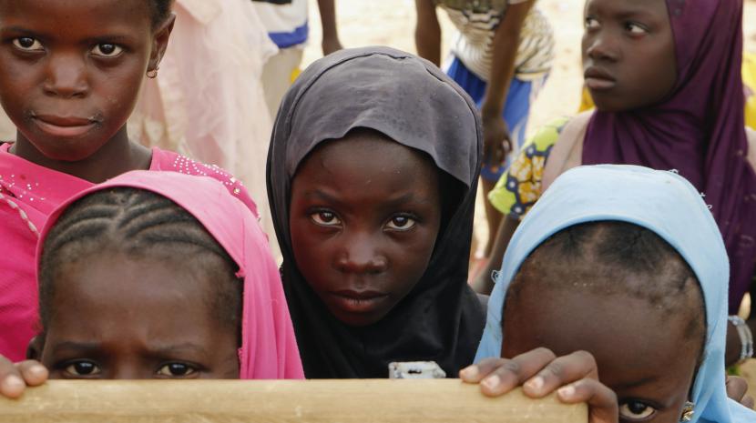  Anak-anak pengungsi menghadiri kelas di kota Dori, Burkina Faso. UNHCR mendesak bantuan untuk sekitar 16 ribu pengungsi baru Burkina Faso. Ilustrasi.