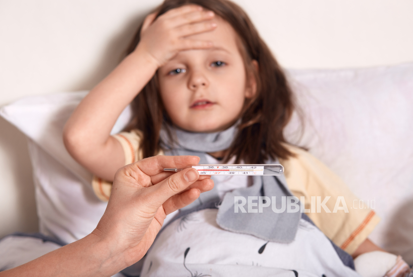 Anak Gampang Sakit Saat Cuaca Ekstrem? Dokter Ungkap Kunci Utama: Tidur Cukup