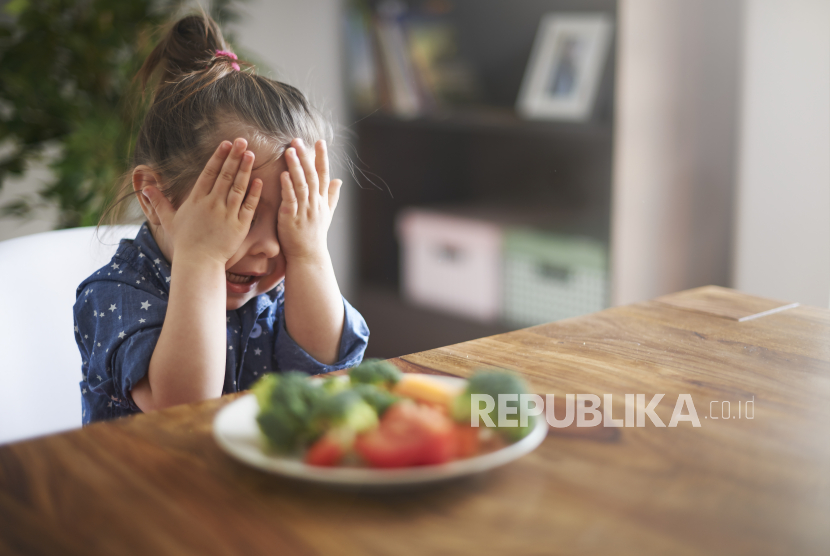 Anak picky eater (ilustrasi). Dokter berbagi kiat menghadapi anak-anak yang picky eater mendapatkan asupan gizi mencukupi selama menjalani puasa. 