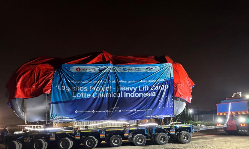 Anak usaha PT Krakatau Bandar Samudera (KBS), PT Krakatau Jasa Logistik (KJL), kembali memperkuat posisinya sebagai penyedia layanan logistik B2B di Tanah Air dengan menangani pengiriman kargo milik PT Lotte Chemical Indonesia (LCI). 