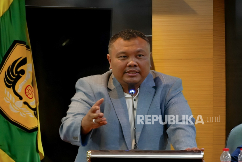 Analis komunikasi politik Hendri Satrio terpilih sebagai Ketua Ikatan Alumni Fakultas Ilmu Komunikasi Universitas Padjadjaran (Ika Fikom Unpad) periode 2025-2029