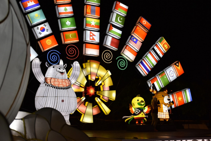 Gemerlap Lampion Asian Games Warnai Pantai Festival Ancol