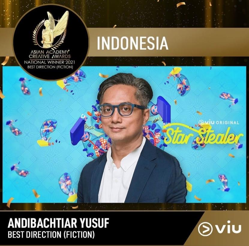 Andibachtiar Yusuf meraih penghargaan sutradara terbaik (fiksi) di ajang Asian Academy Creative Awards (AACA) 2021. 