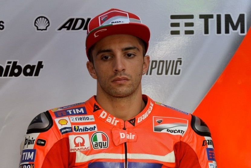 Andrea Iannone dilarang membalap selama 18 bulan setelah gagal tes doping.