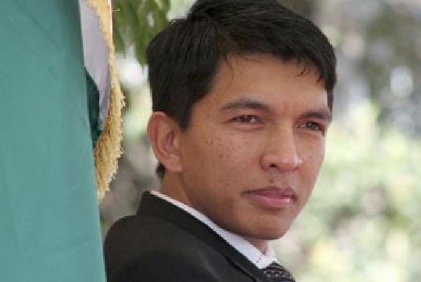 Andry Rajoelina, Presiden Madagaskar yang merebut kekuasaan melalui kudeta militer