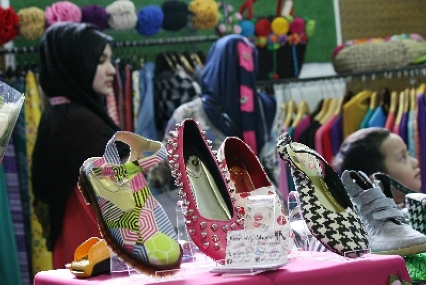 Aneka koleksi sepatu