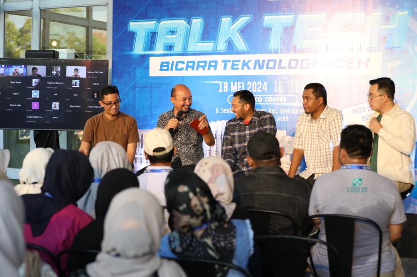 Aneuk Muda Aceh Unggul Hebat (Amanah) menggelar talkshow bertajuk Teknologi Jadi Cuan, Kenapa Tidak? di Hocco Coffee, Banda Aceh, akhir pekan kemarin. 