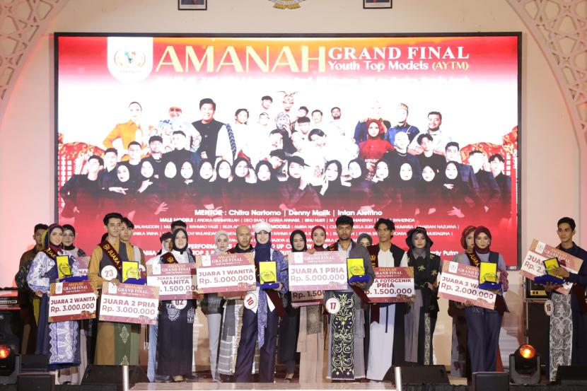 Aneuk Muda Aceh Unggul Hebat (AMANAH) sukses menggelar Grand Final AMANAH Youth Top Models (AYTM) 2024 di Auditorium Universitas Islam Negeri (UIN) Ar Raniry, Kota Banda Aceh, Jumat (19/7/2024) malam.