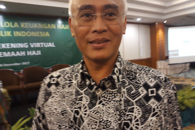 Anggota Badan Pengelola Keuangan Haji (BPKH), A Iskandar Zulkarnain menjelaskan tentang rekening virtual (virtual account) untuk calon jamaah haji Indonesia di Jakarta, Kamis (28/12)