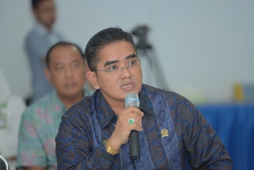 Sekretaris Umum Baitul Muslimin Indonesia (Bamusi), Nasyirul Falah Amru, mendukung langkah pemerintah terkait pelarangan FPI  