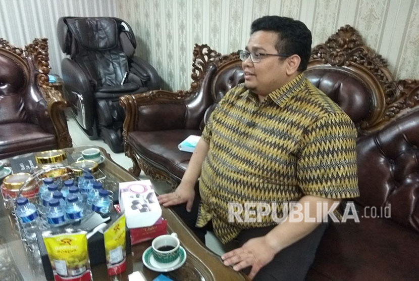 Anggota Bawaslu, Rahmat Bagja meminta penjabat kepala daerah netral dalam Pemilu 2024.