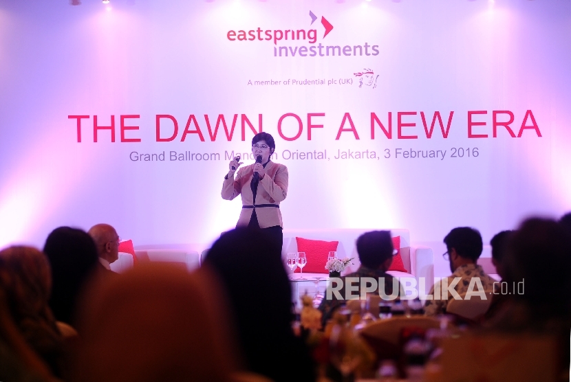 Anggota Dewan Konsultan Lembaga Penjamin Simpanan Destry Damayanti berbicara saat Market Outlook 2016 bertajuk The Dawn Of New Era di Jakarta, Rabu (3/2).