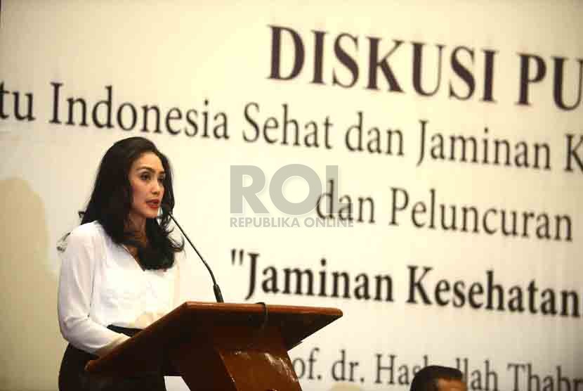 Anggota Dewan Perwakilan Rakyat Fraksi PDIP, Rieke Diah Pitaloka menjadi pembicara dalam diskusi 