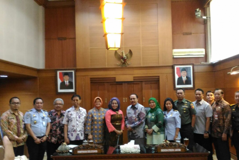 Anggota DPD RI lakukan kunkungan kerja untuk menggali informasi terkait keberadaan TKA ilegal di Jawa Timur.