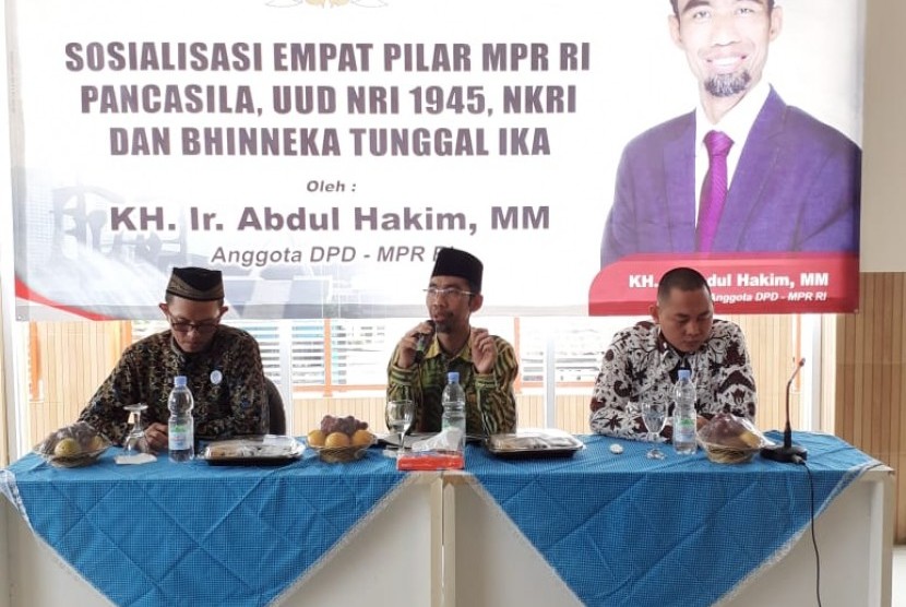 Anggota DPD yang juga MPR RI KH. Ir. Abdul Hakim, MM mengadakan agenda sosialisasi 4 Pilar MPR.