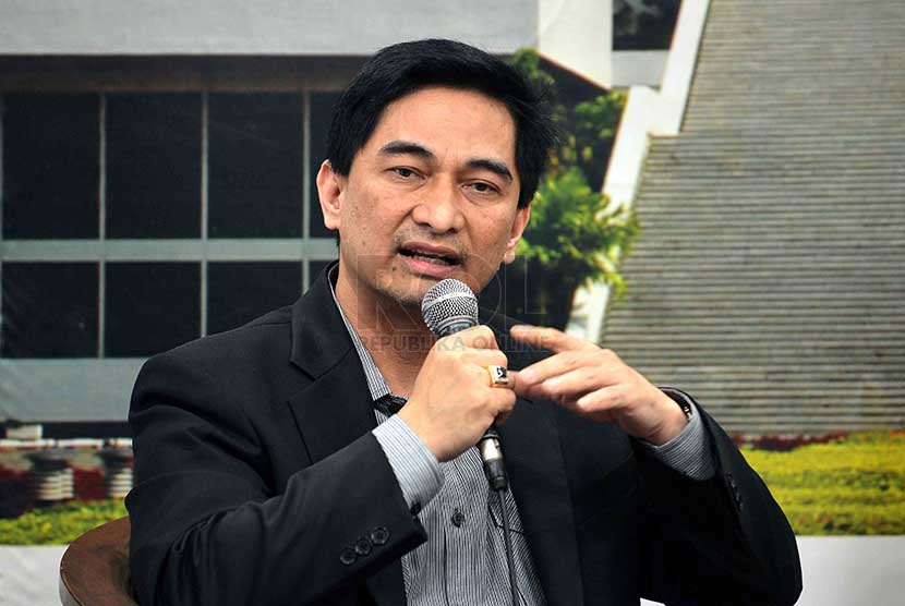 Anggota DPR RI dari Fraksi PPP Dimyati Natakusumah menyampaikan paparannya dalam diskusi 