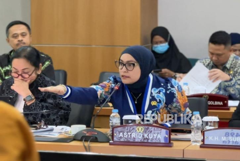 Anggota DPRD Jakarta Astrid Kuya