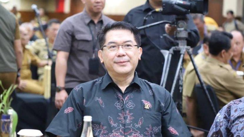 Anggota DPRD Kota Bandung Dr  Uung Tanuwijaya SE MM 