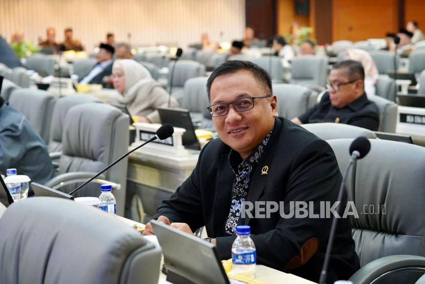 Anggota DPRD Provinsi Jawa Barat, Pradi Supriatna