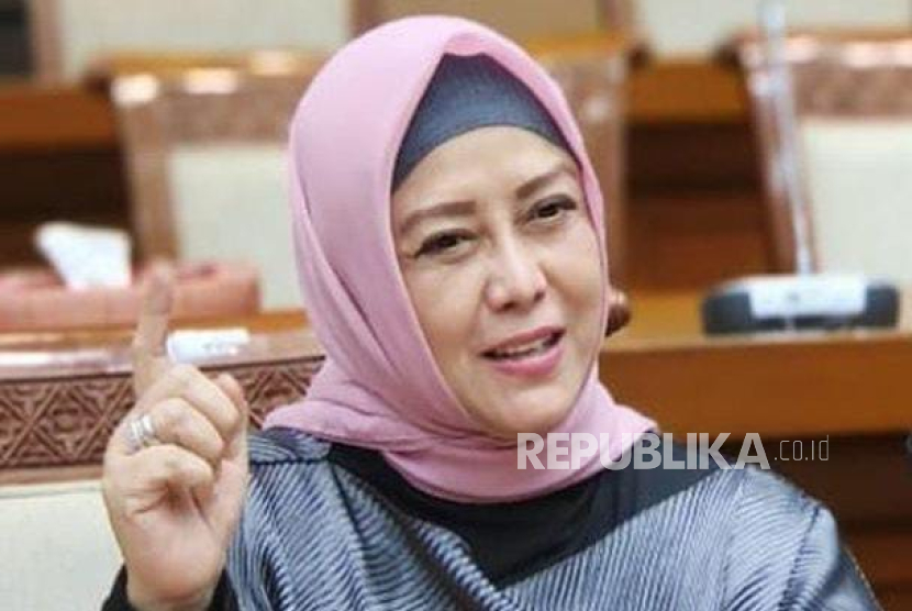 Anggota DPRD Provinsi Jawa Barat, Tina Wiryawati