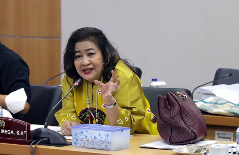 Mantan anggota Fraksi PDIP DPRD DKI Jakarta, Cinta Mega.