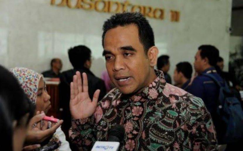 Sekjen Gerindra, Ahmad Muzani sebut elektabilitas Ganjar mengungguli Prabowo sudah biasa dalam survei.