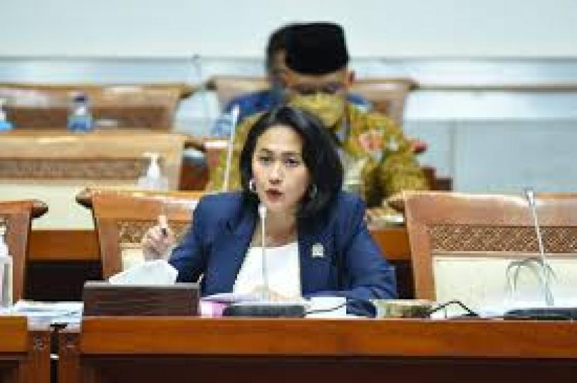 Anggota Komisi I DPR RI Christina Aryani mengapresiasi revisi Peraturan Panglima TNI Nomor 31 Tahun 2020 tentang Penerimaan Prajurit.