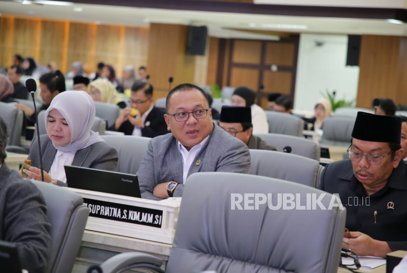 Anggota Komisi I DPRD Provinsi Jawa Barat Pradi Supriatna 