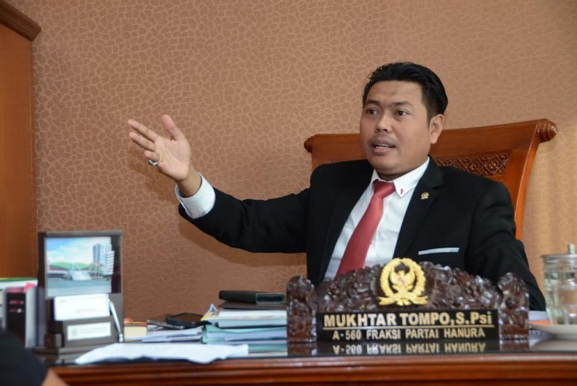 Anggota Komisi VII DPR RI Mukhtar Tompo.