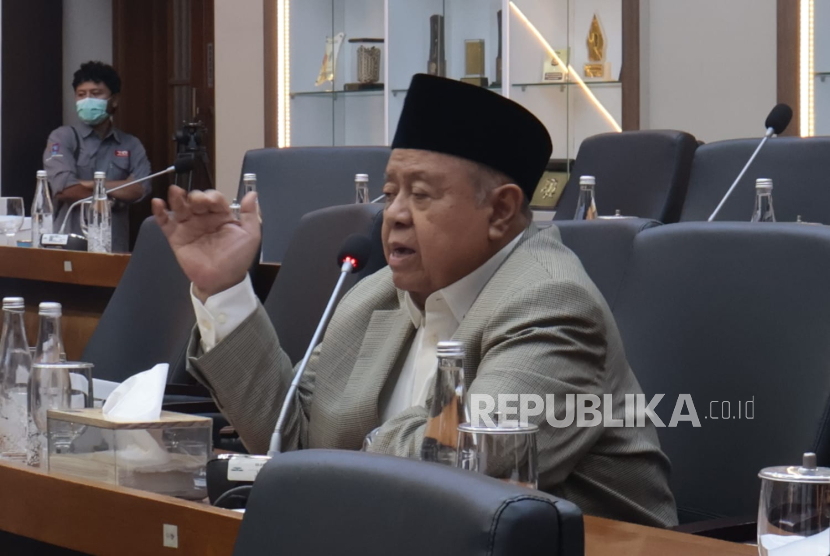 Hari Guru Harus jadi Momentum Revisi RUU Sisdiknas